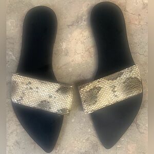 Handmade Local Jamaican Leather Black and Gold Pointy Toe Slide Sandals, 8.5